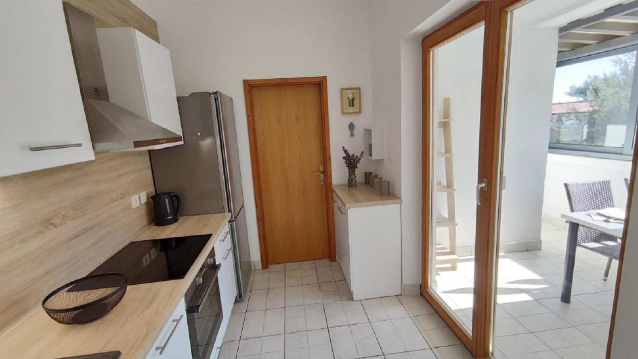 Apartments Riba Вис Экстерьер фото