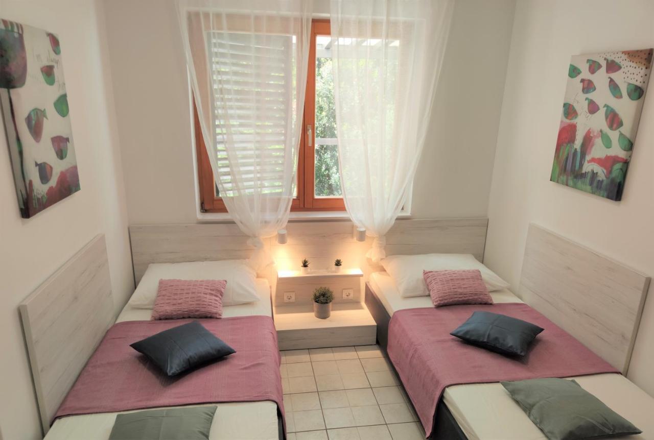 Apartments Riba Вис Номер фото