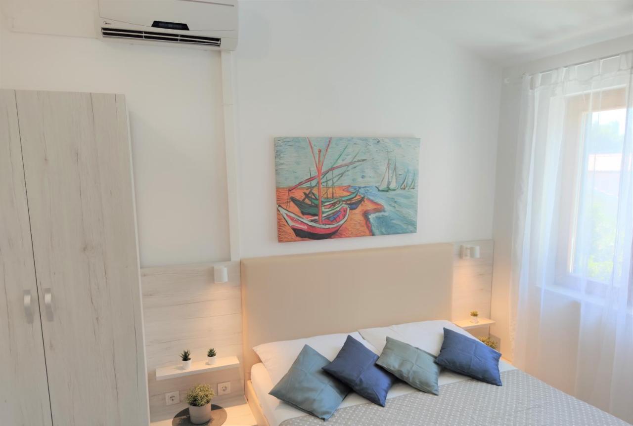 Apartments Riba Вис Номер фото