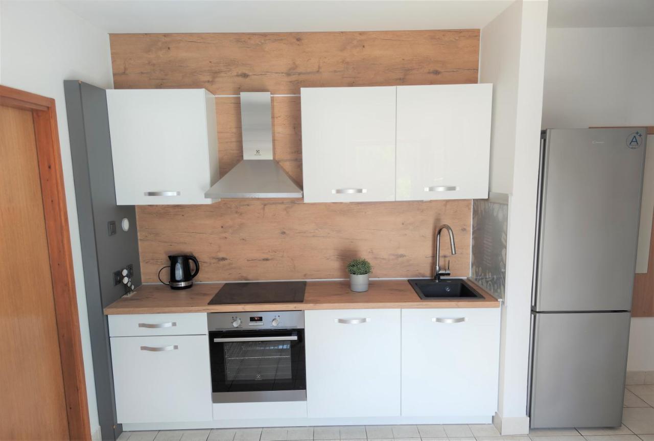 Apartments Riba Вис Номер фото