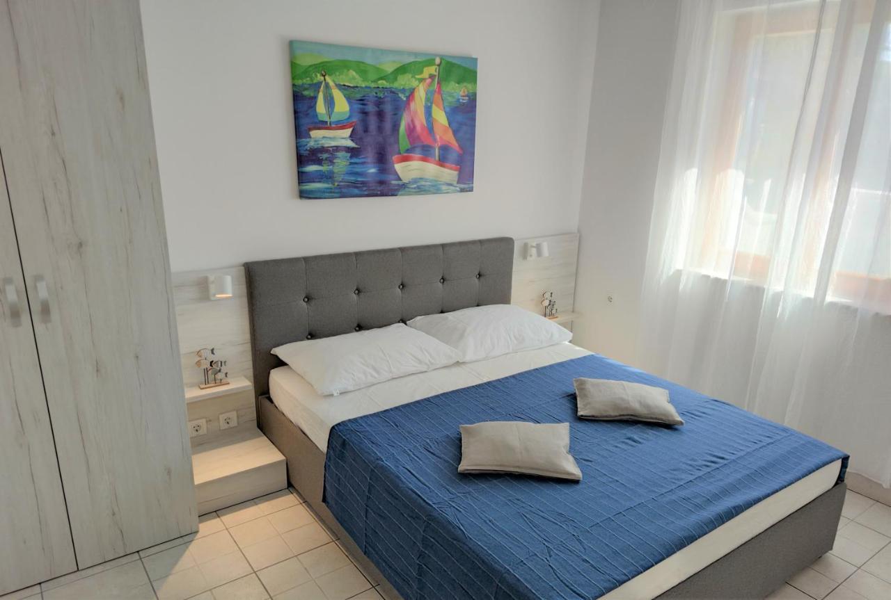 Apartments Riba Вис Номер фото