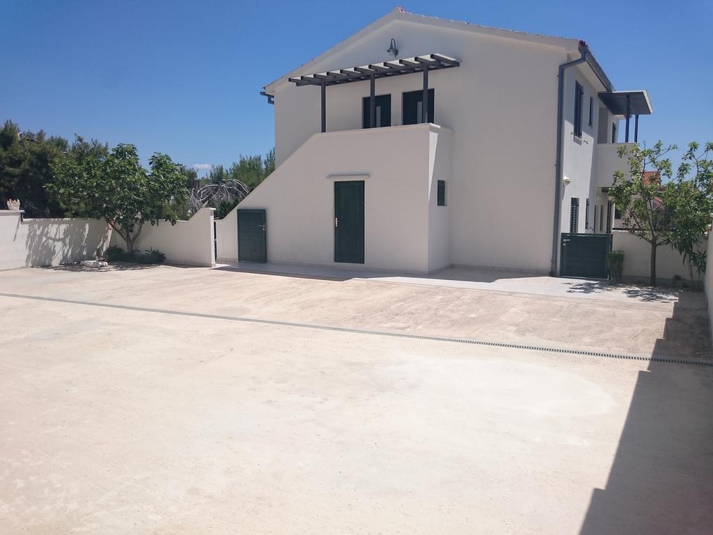 Apartments Riba Вис Экстерьер фото
